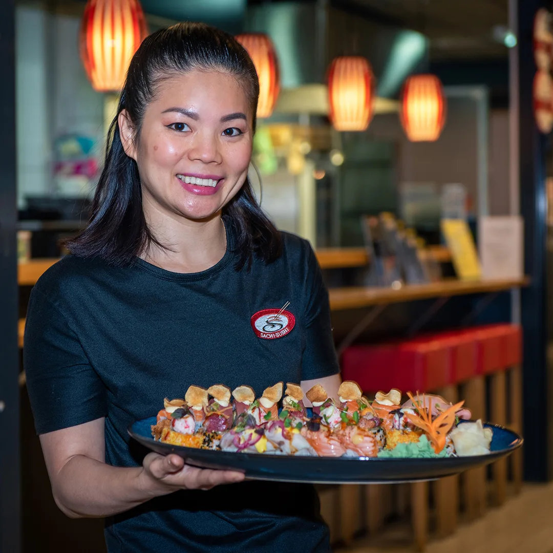 Sachi Sushi i Staderne i City2 leverer lækker sushi til gode priser i Høje Taastrup - vælg mellem mange forskellige sushimenuer